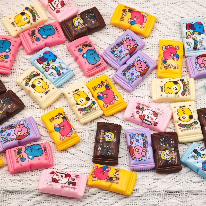 Resin Art Engagement - Миниатюрные смоляные подвески BT21 в виде