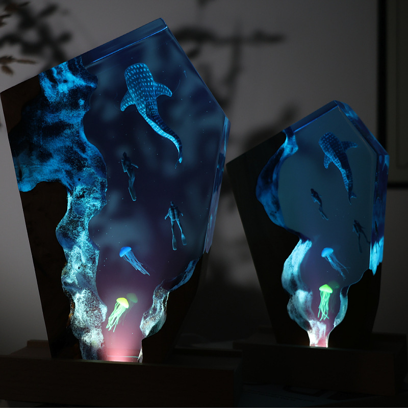 Светящаяся настольная фигурка  – обзор и цена Resin Art Gift For Anniversary