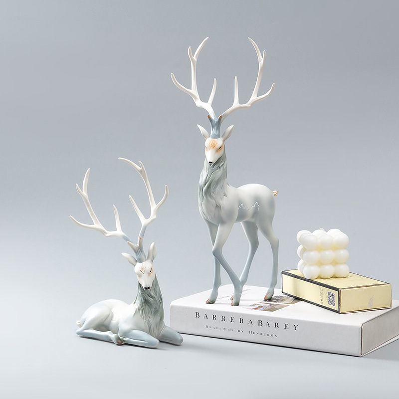 Изысканные декоративные фигурк – обзор и цена Resin Art Gift For Anniversary